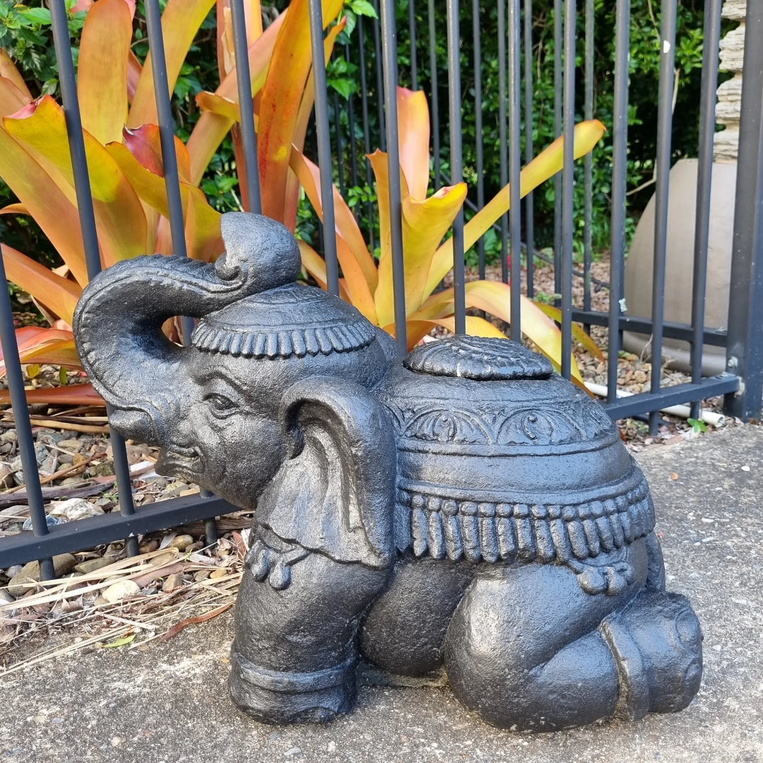 elephant patio umbrella base Elephant Statue Umbrella Stand