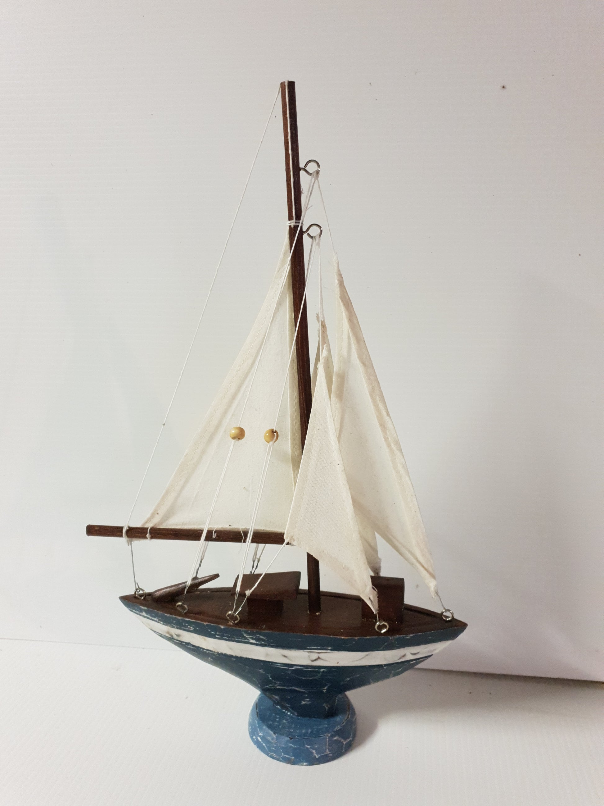 Rattan & Terracotta Vase Black or White