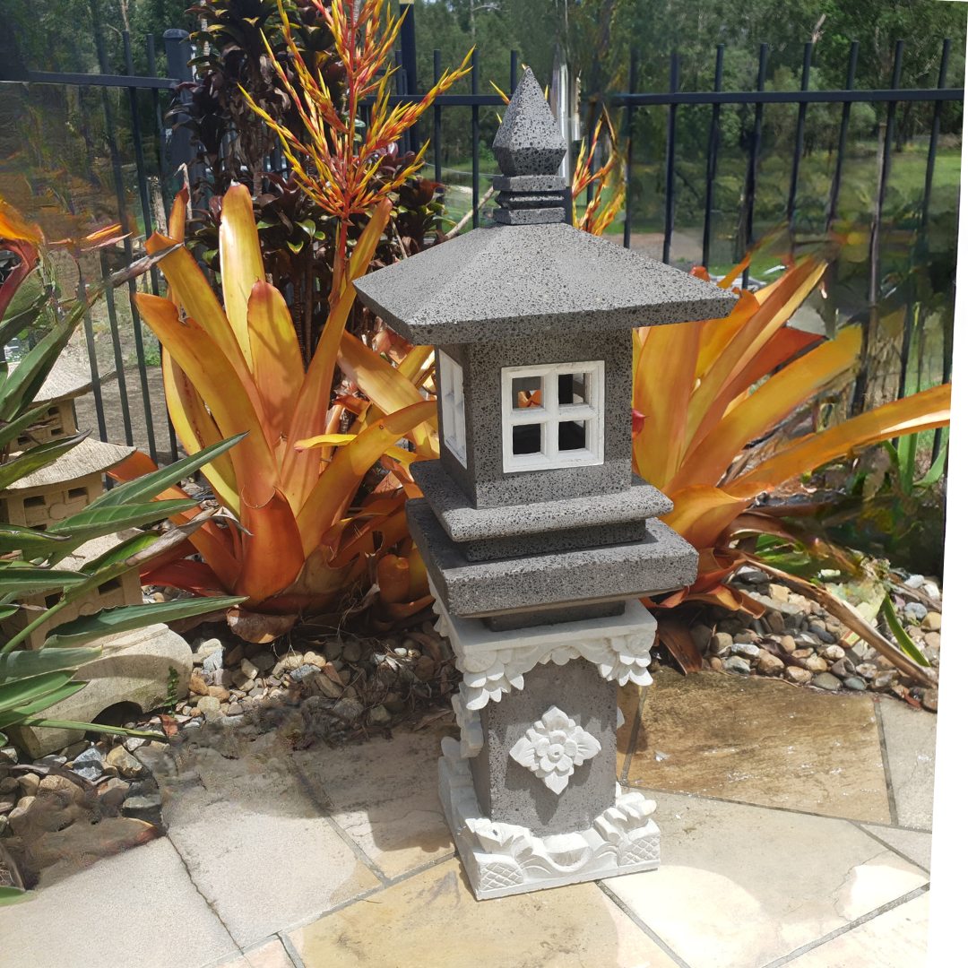 Garden Lantern Balinese Style