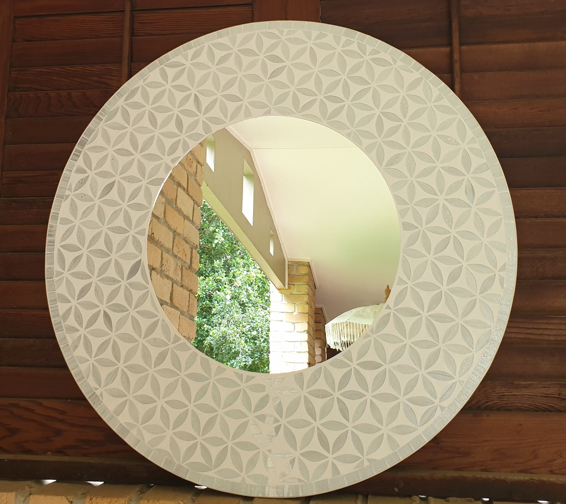 Pearl White Wall Mirror Mosaic 