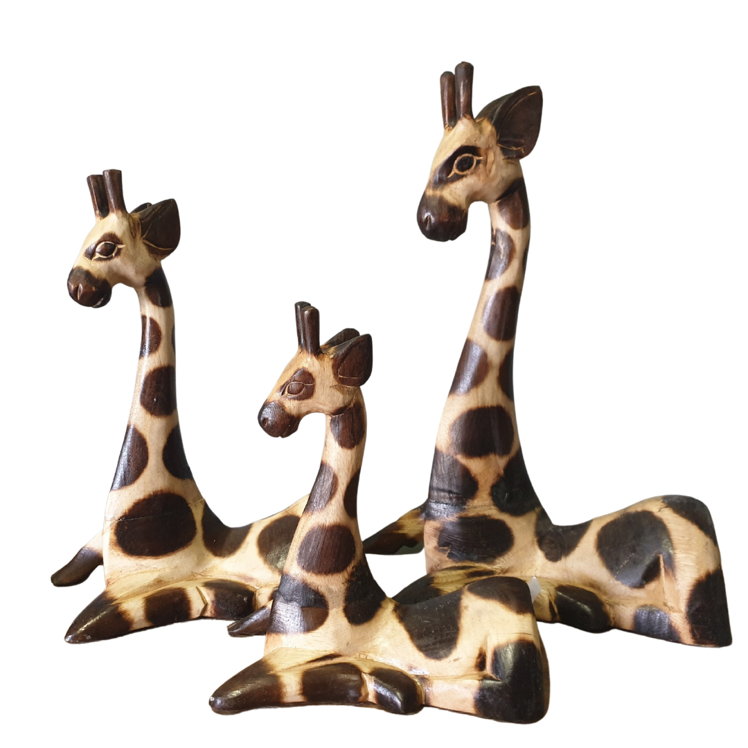 Giraffe Statues Sitting Style Set 