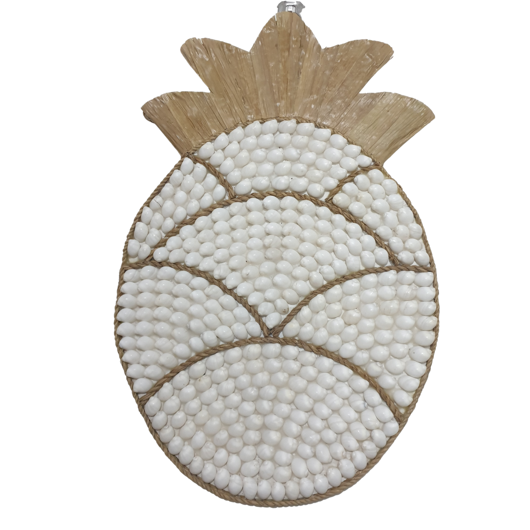 Decorative pineapple-shaped mat with white bead pattern and wooden top on a white background