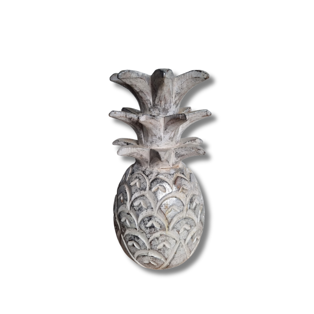 Wooden Pineapple Décor – silver