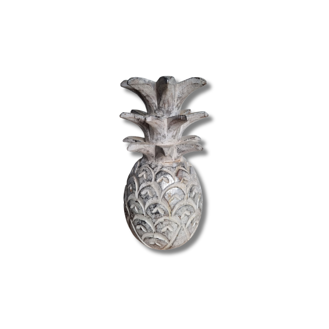 Wooden Pineapple Décor – silver
