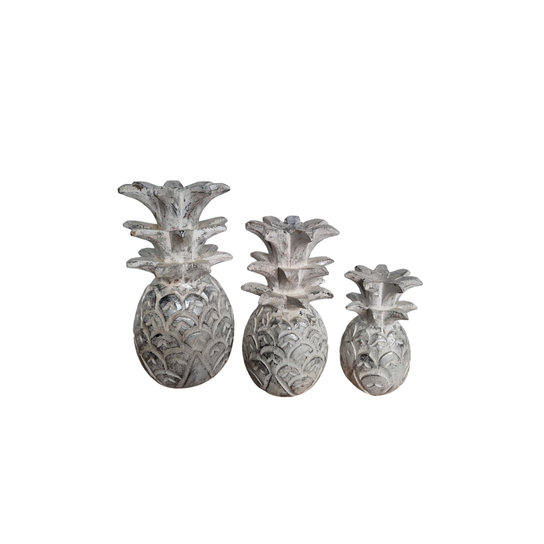 Wooden Pineapple Décor – silver