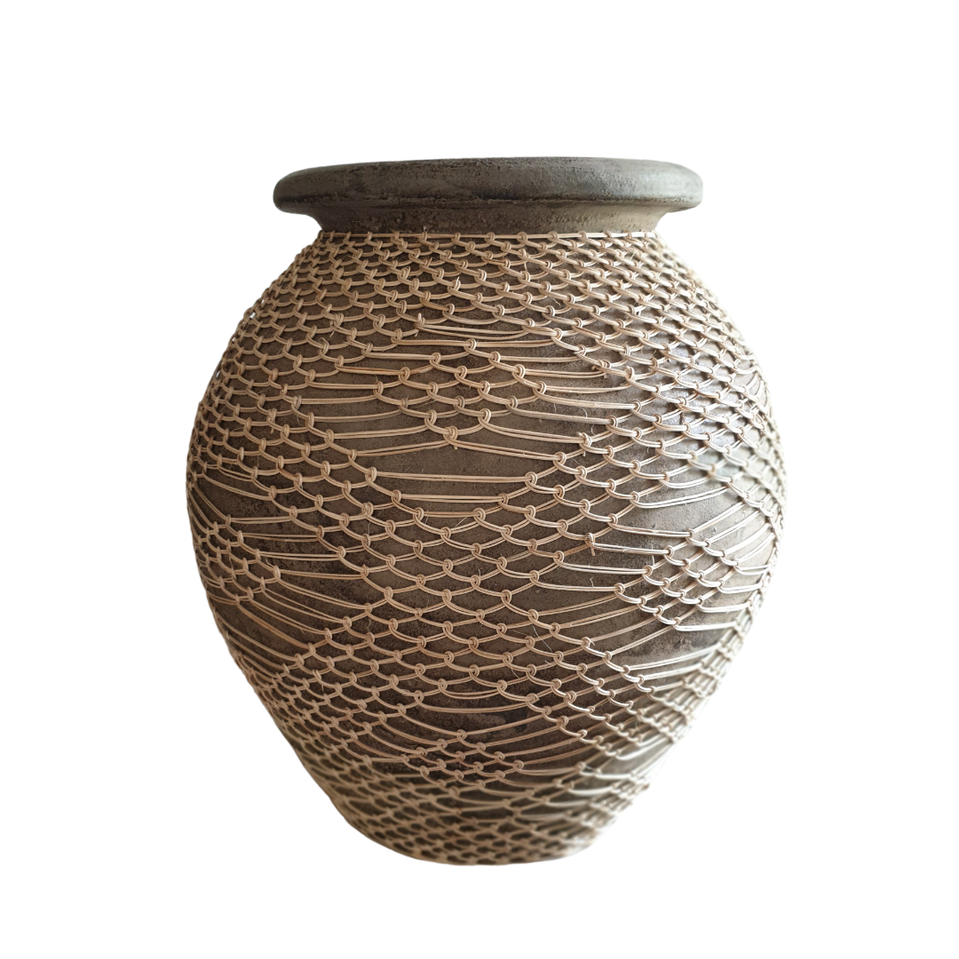 Ceramic Vase With Rope Finish
