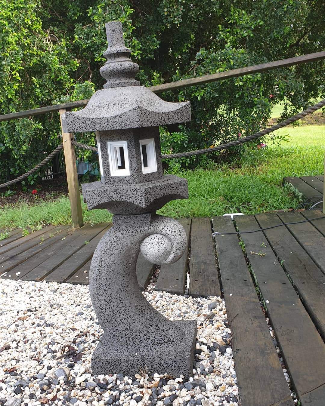Japanese Style Garden Lantern